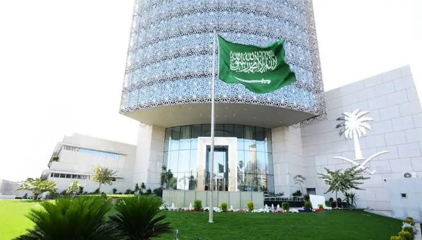 السفارة السعودية تدعو مواطنيها للتواصل بعد أحداث مطار الرياض وموقف المصريين: مرحباً بهم في بيوتنا