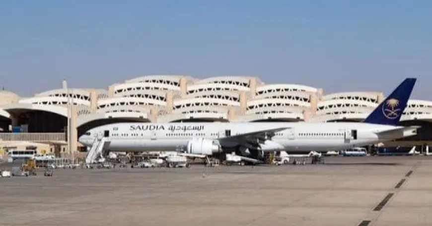 السعودية تمدد إغلاق مطار الملك خالد الدولي في الرياض
