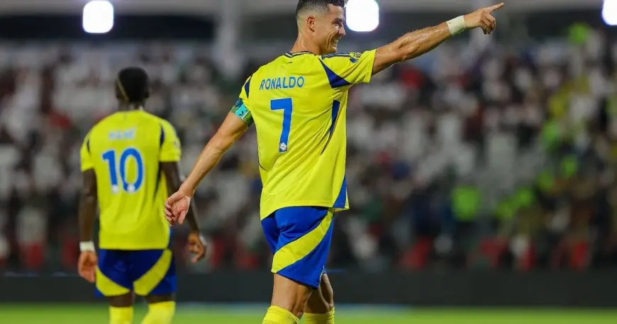كريستيانو رونالدو يعلن عن نفسه كأعظم لاعب في تاريخ كرة القدم