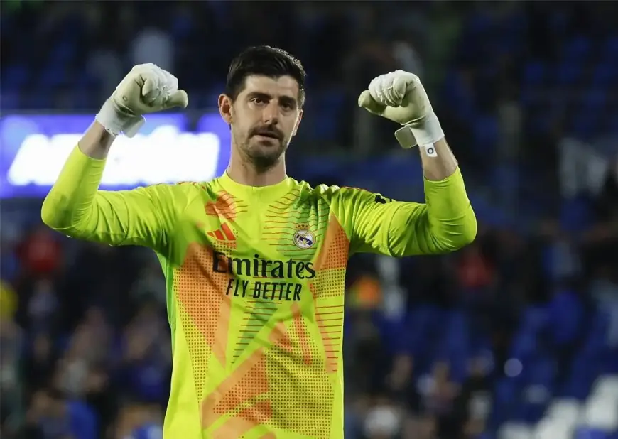 ريال مدريد يتفق رسمياً مع كورتوا لتمديد عقده
