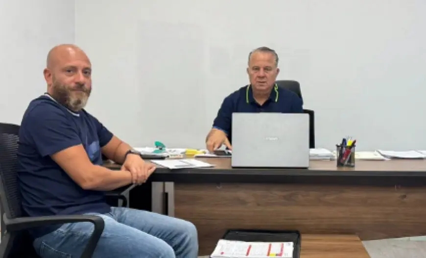شوقي غريب يجتمع مع وائل رياض لبحث برنامج تحضيرات كأس أمم أفريقيا للشباب