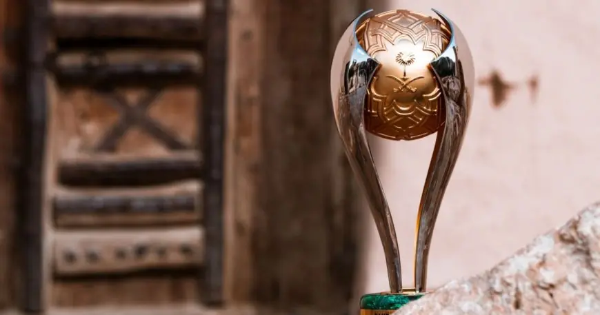 مواجهة مثيرة في كأس السوبر السعودي: الأهلي يلتقي القادسية والنصر يواجه الخلود