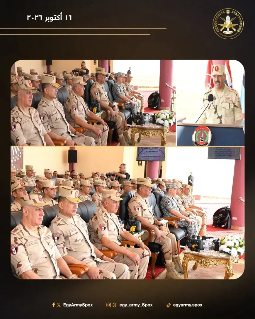 وزير الدفاع يحضر تدريبات تكتيكية بالذخيرة الحية لوحدة من الجيش الثاني الميداني
