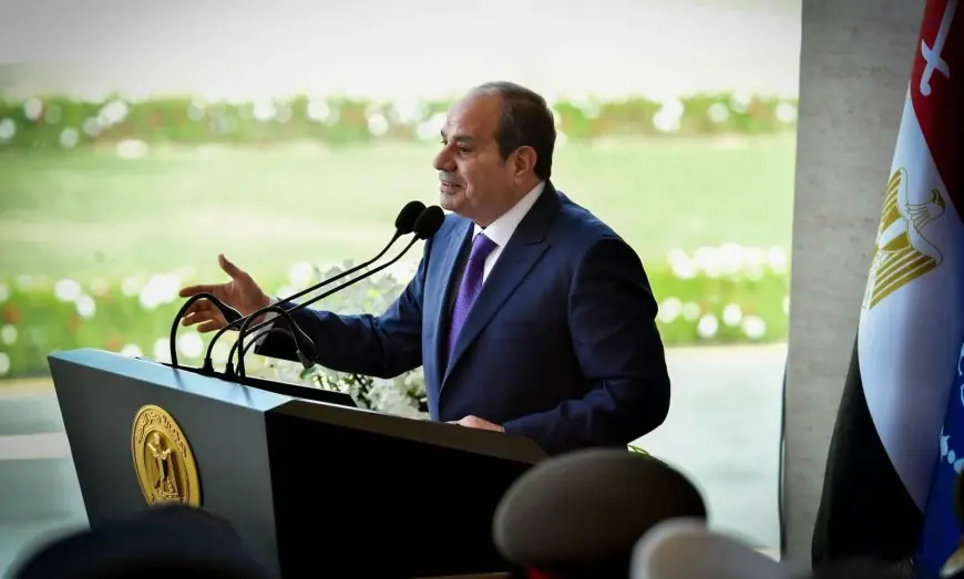 إذا قال فعل مصطفى بكري يشيد بالرئيس السيسي لتحقيقه معجزة تنموية مذهلة