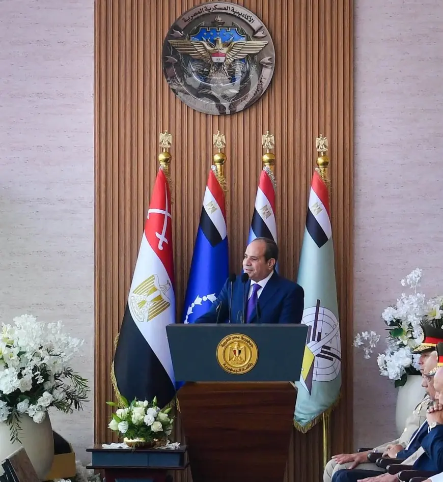 تأهل أحمد هشام لربع نهائي كأس العالم للسيف في الجزائر يزيد من آمال مصر