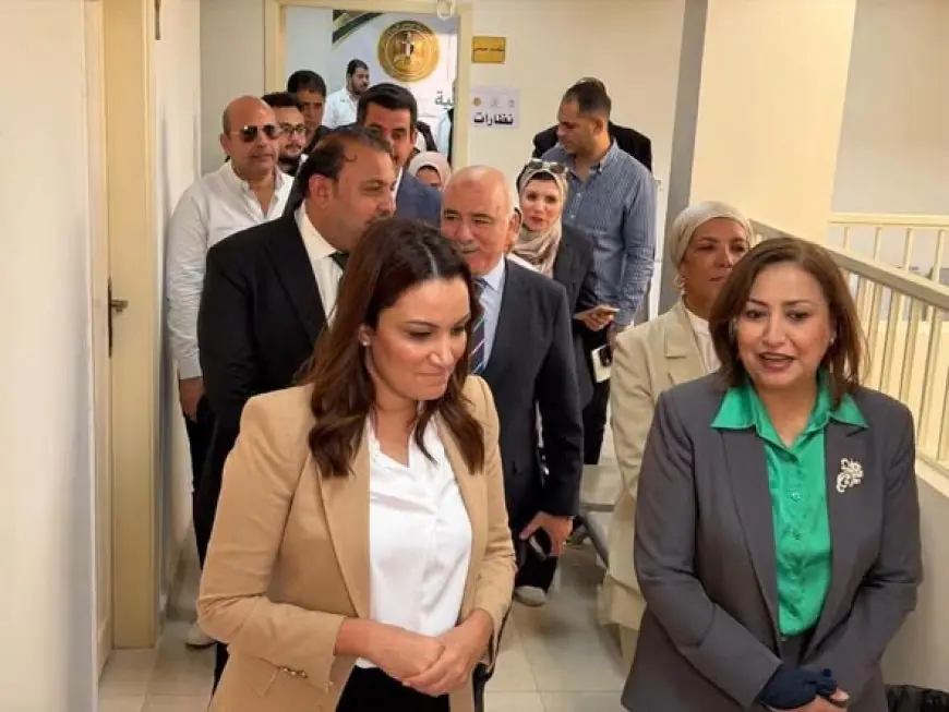 رئيس الوزراء يعرض نجاح قافلة طبية شاملة برعاية اللجنة الطبية العليا والاستغاثات في الجيزة
