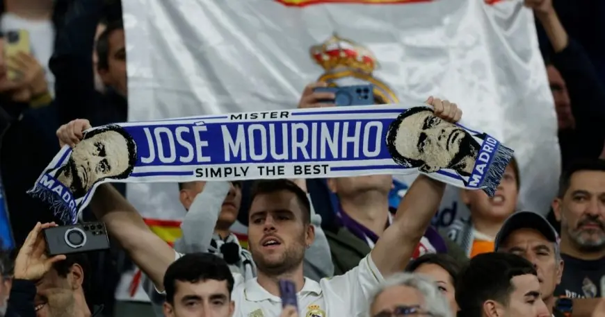 مشجعو ريال مدريد يحتجون ضد تيباس ويرسمون “نيغريرا” بألوان برشلونة