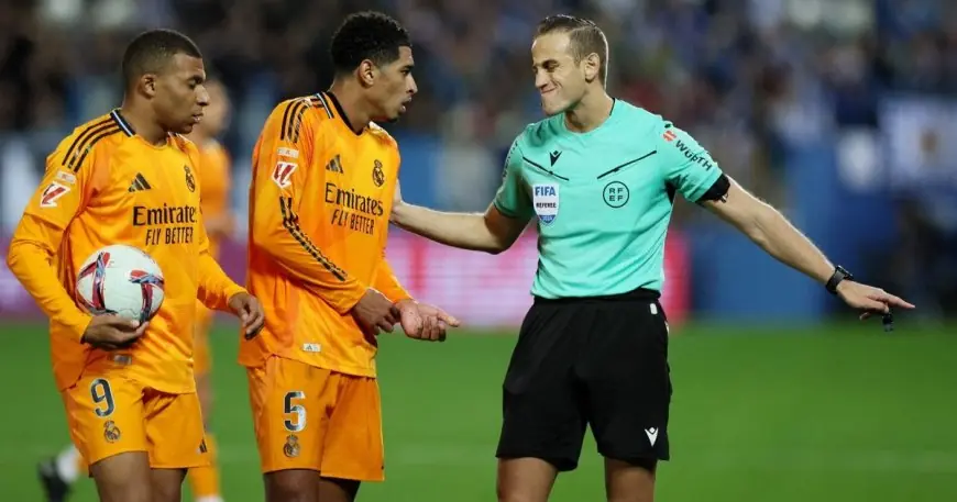 تقرير يكشف عن اسم مفاجئ لأول مرة لإدارة الكلاسيكو بين برشلونة وريال مدريد