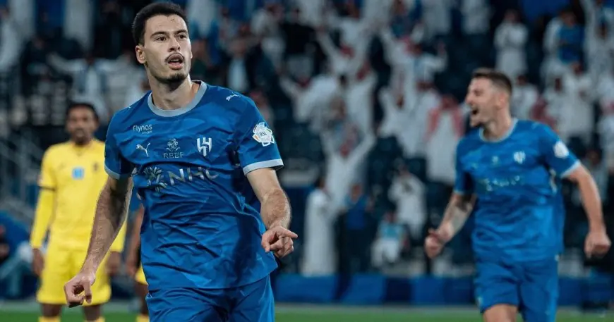 تقييمات متفاوتة في مباراة الهلال والحزم: ضعف لسامرفيل وواتكينز وتألق مارتينيلي