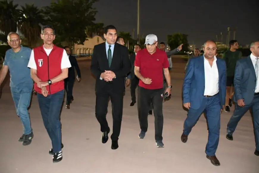 وزير الرياضة يزور منشآت استاد القاهرة ويوصي بوضع خطة تطوير شاملة