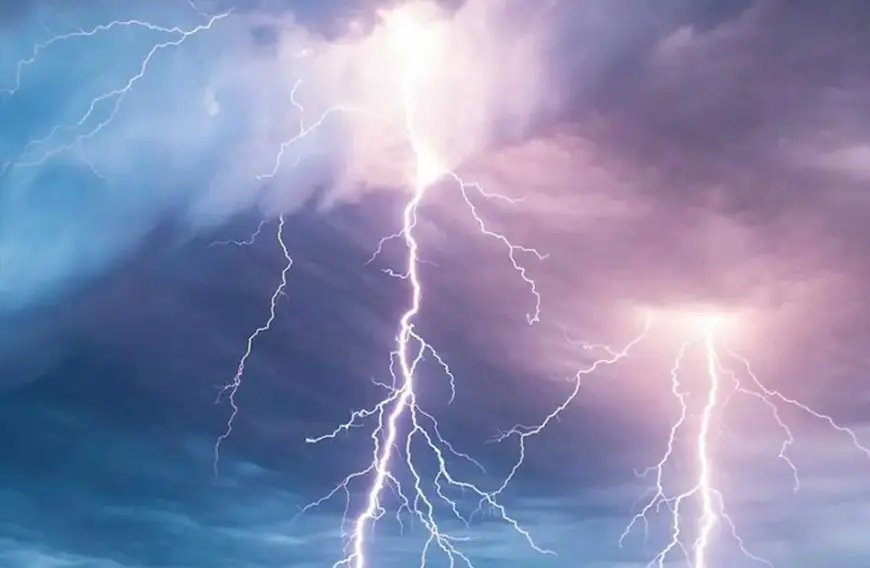 الأرصاد تحذر: تقلبات جوية حادة بانتظارنا مع انخفاض 4 درجات وأمطار رعدية وسيول محتملة