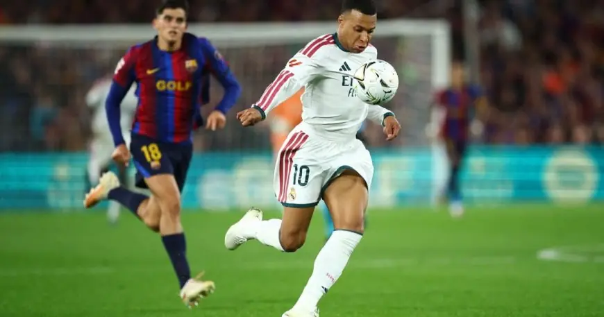 ريال مدريد ينتصر في الكلاسيكو بثنائية مبابي ويُلحق ببرشلونة أول هزيمة