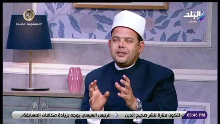 التجسس على الجيران وتتبع الأخطاء: هل هي نصيحة أم فضيحة؟