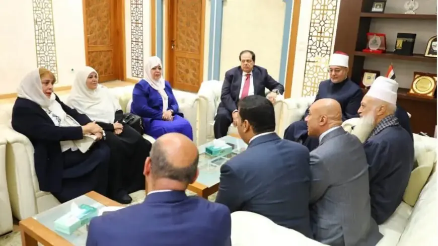 مفتي الجمهورية يلتقي بالنائب محمد أبو العينين لتعزيز التعاون المشترک