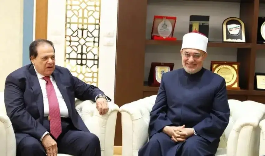 مفتي الجمهورية يلتقي بالنائب محمد أبو العينين في دار الإفتاء المصرية لتعزيز التعاون البرلماني والديني