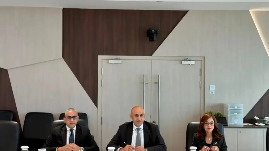 وزير التعليم يبدأ زيارته إلى سنغافورة بزيارة كلية آي تي إي كوليدج ويست لتعزيز التعاون التعليمي
