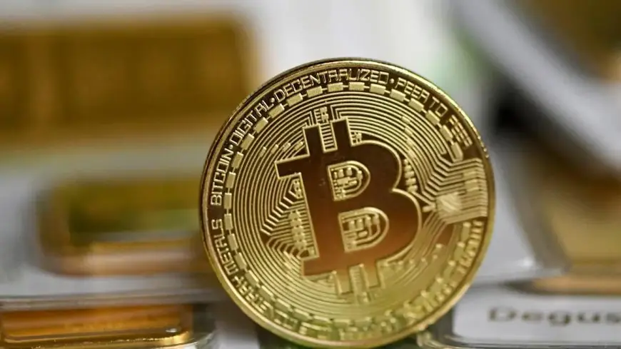اختراق بينانس يربك سوق العملات المشفرة وبيتكوين تهبط لأقل من 78 ألف دولار