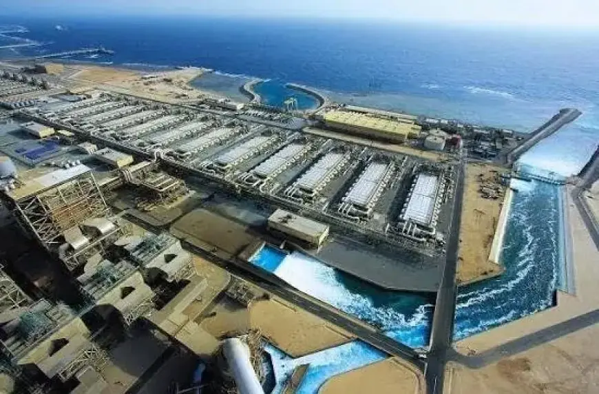 بتكلفة 4.6 مليار جنيه تشغيل وصيانة 11 محطة لتحلية مياه البحر في ثلاث محافظات لدعم الموارد المائية